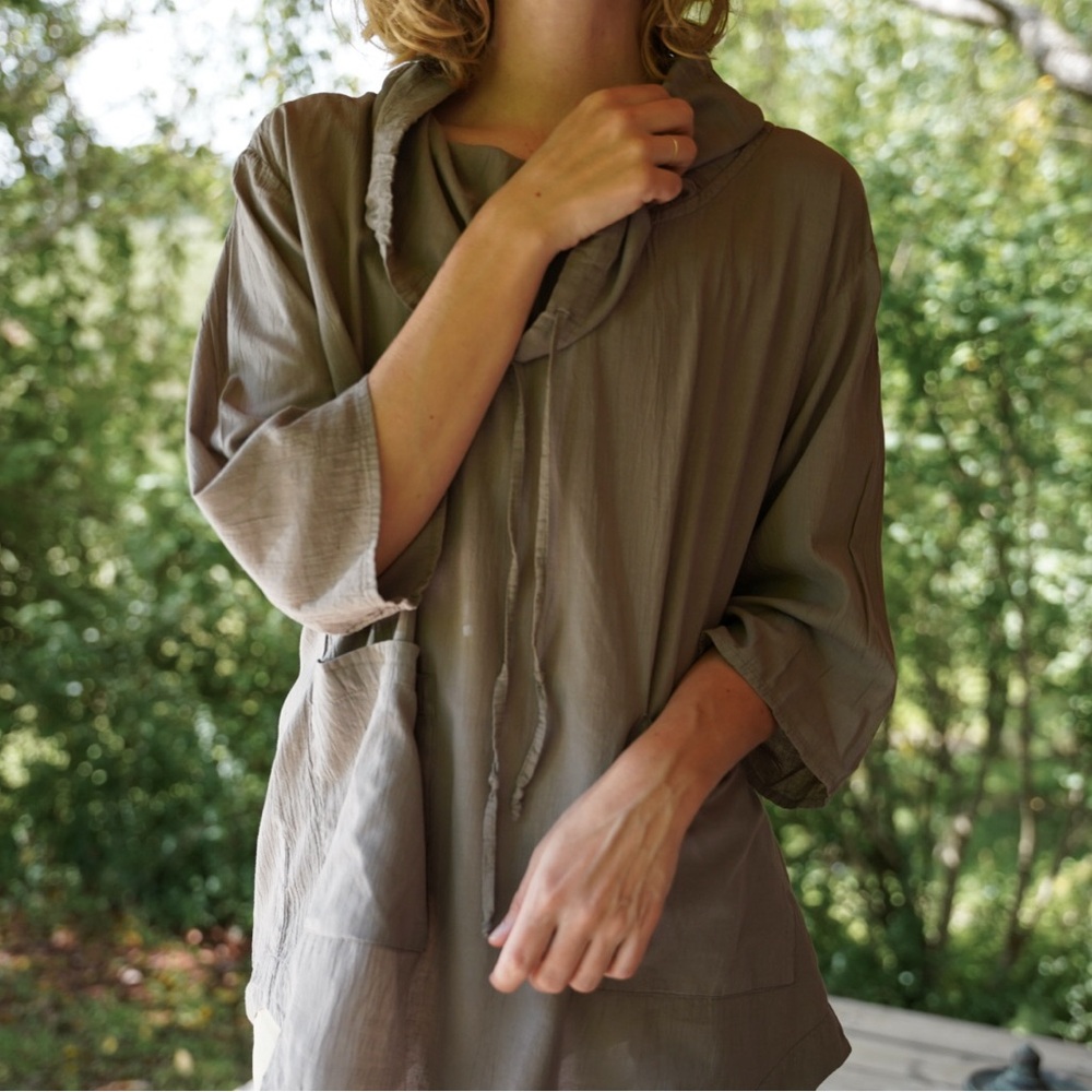 Gray Long Sleeve Tunic | Size Small